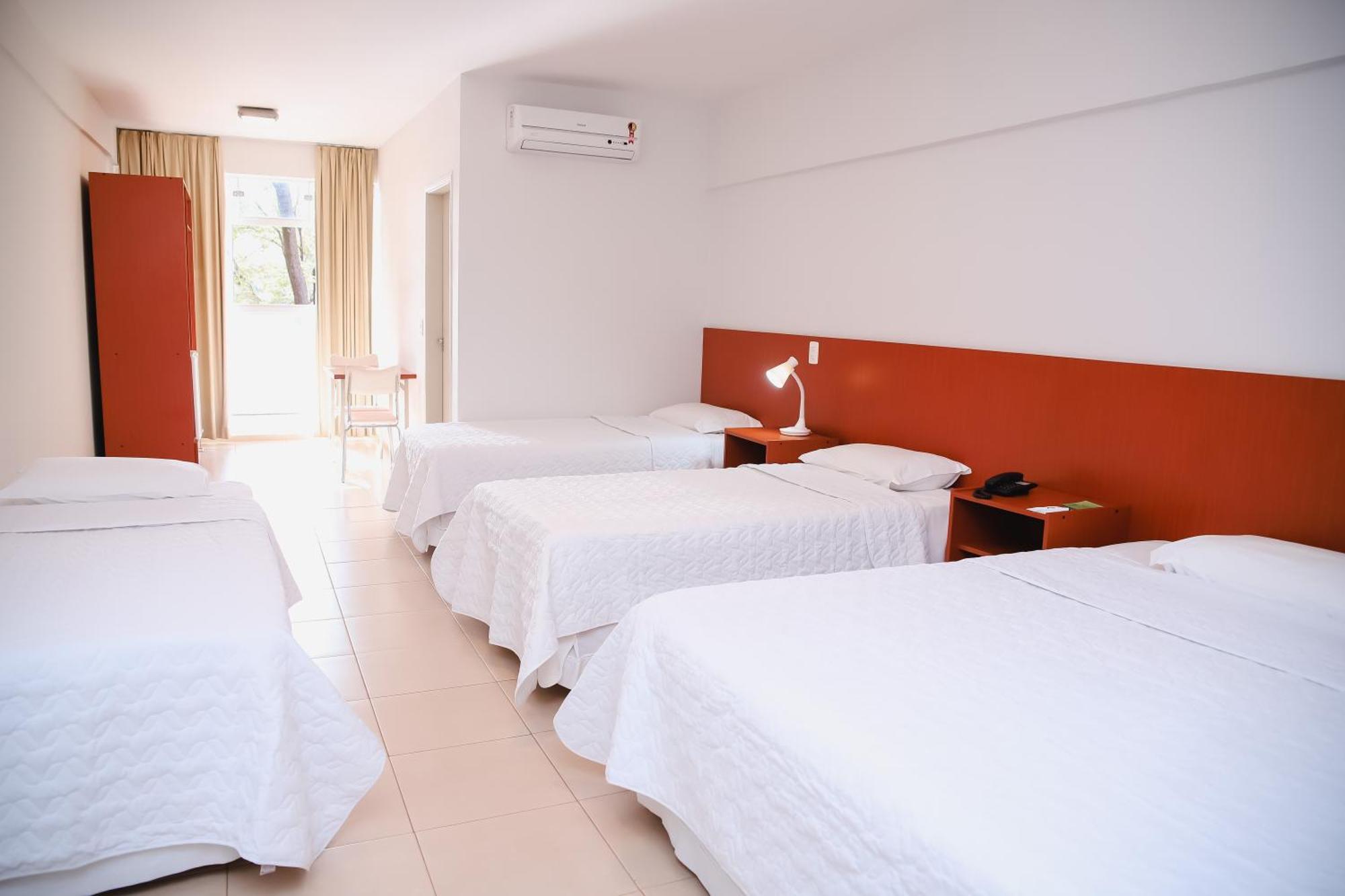 Hotel Agua Das Araras Paraguacu Paulista Eksteriør billede