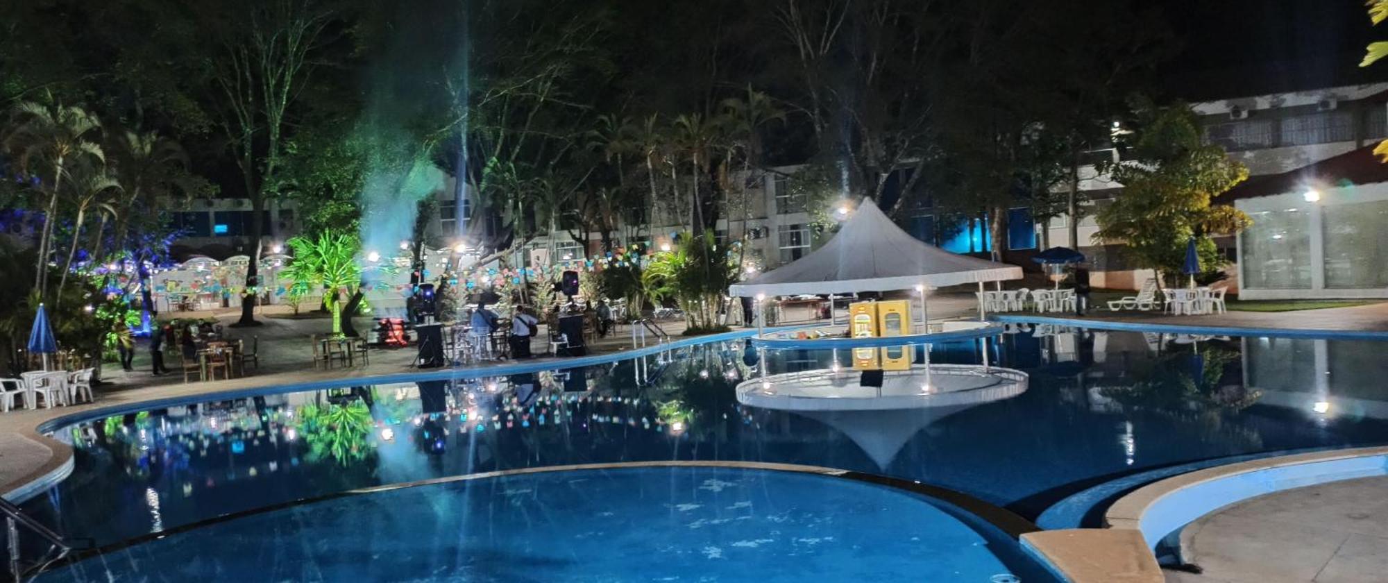 Hotel Agua Das Araras Paraguacu Paulista Eksteriør billede